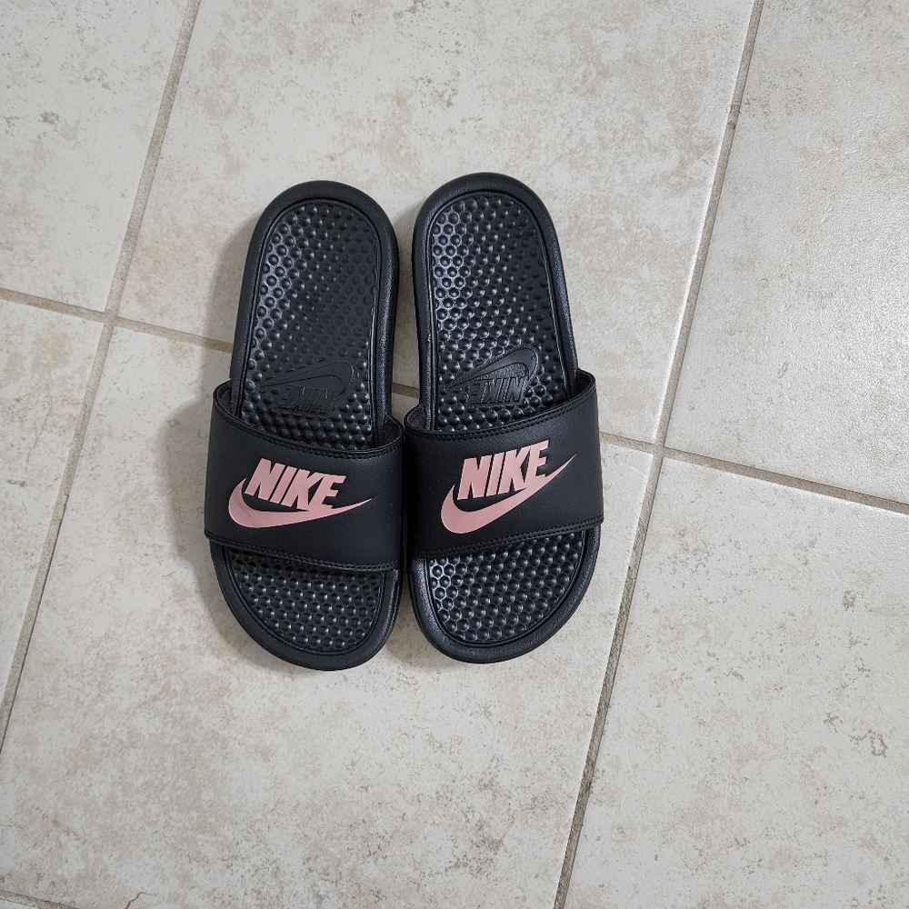 New Nike Slides no box never worn